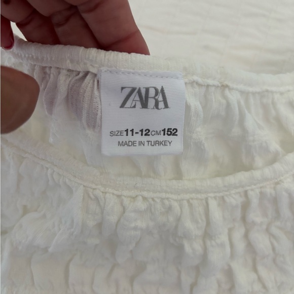 Zara Ruffled White Blouse - Picture 2 of 8